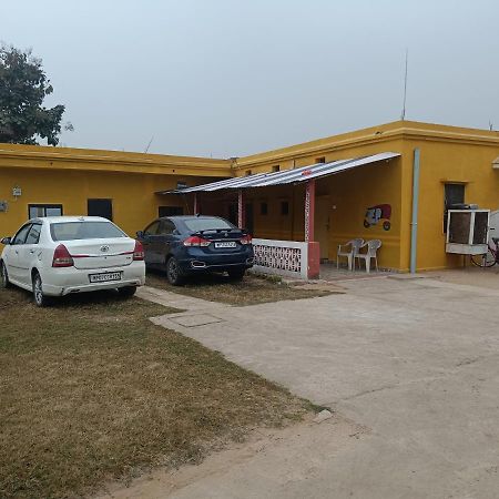 Mini Homestay Khajuraho Ngoại thất bức ảnh