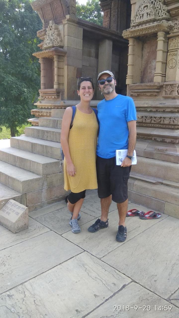 Mini Homestay Khajuraho Ngoại thất bức ảnh
