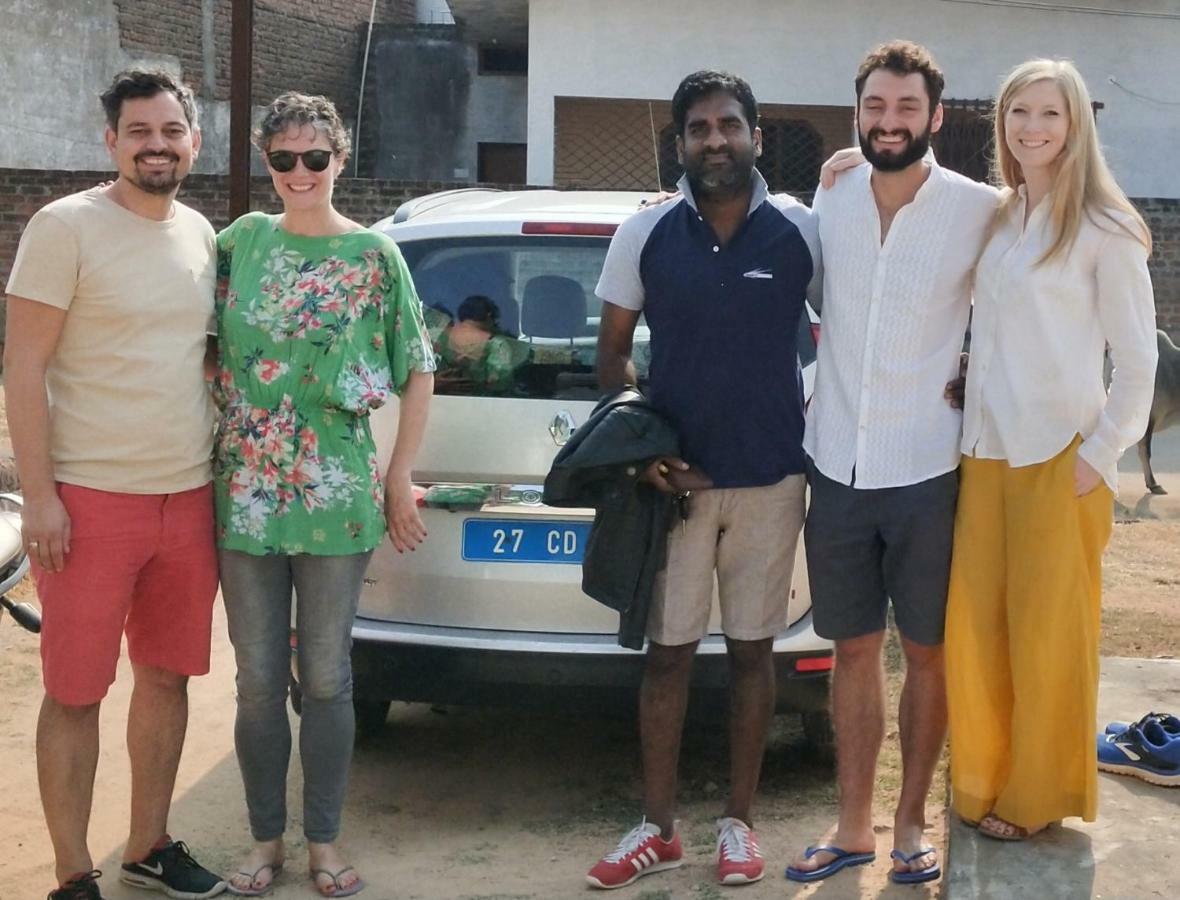 Mini Homestay Khajuraho Ngoại thất bức ảnh