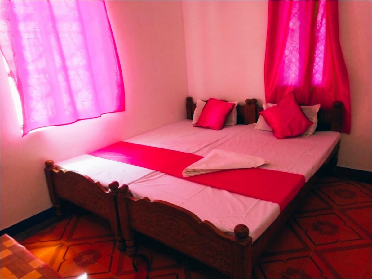 Mini Homestay Khajuraho Ngoại thất bức ảnh