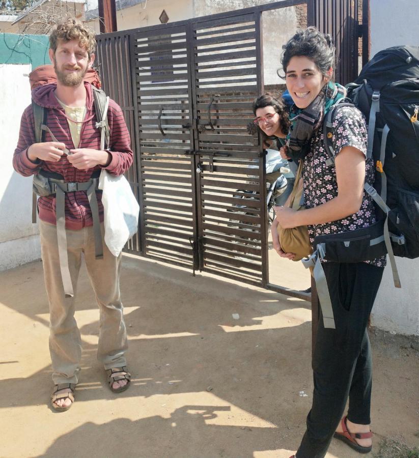 Mini Homestay Khajuraho Ngoại thất bức ảnh
